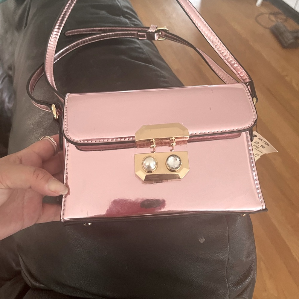 Elegant Pink Shoulder Bag- Metallic Pink